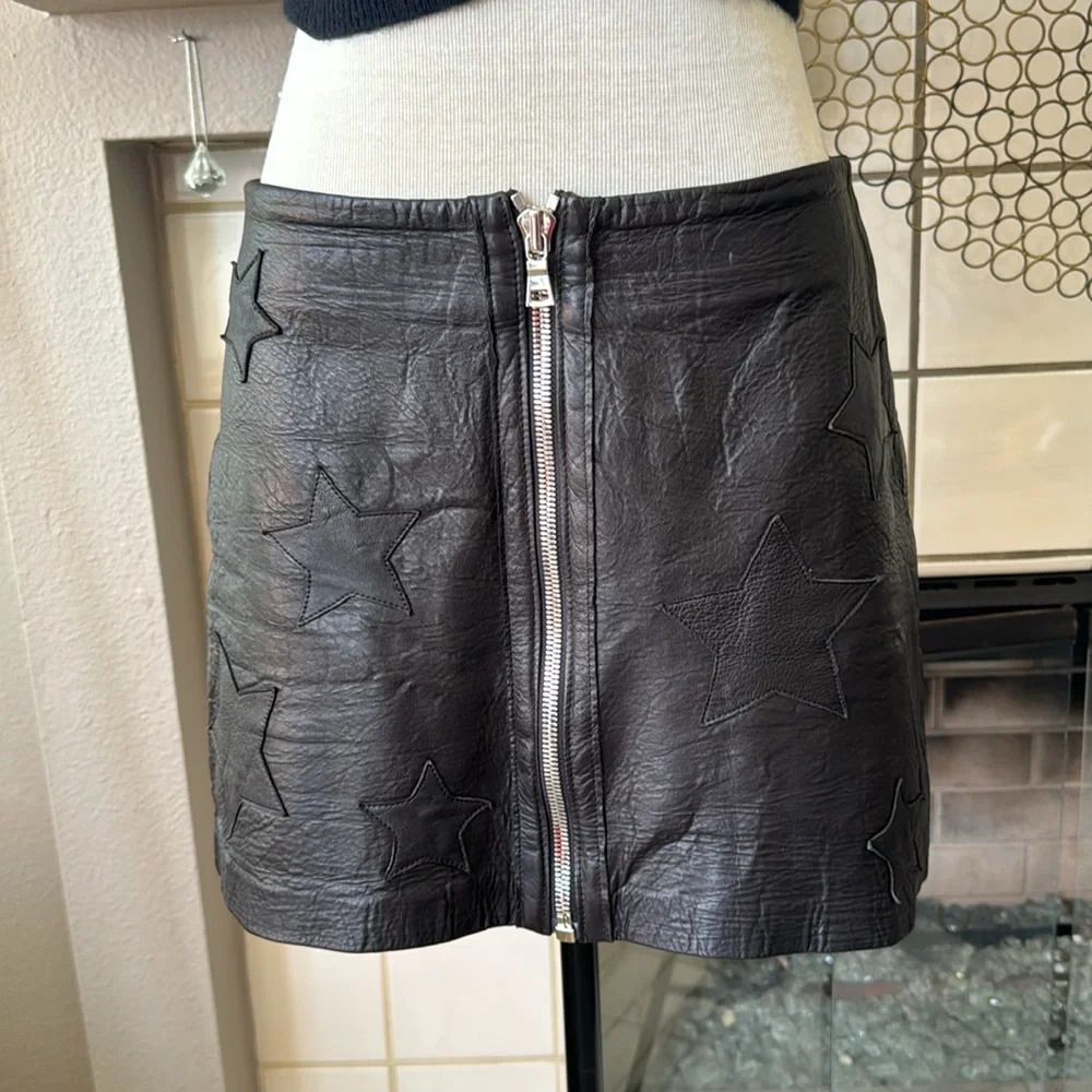 Reformation Black Leather Star Appliqué Zip Mini Skirt NWT - Picture 4 of 16